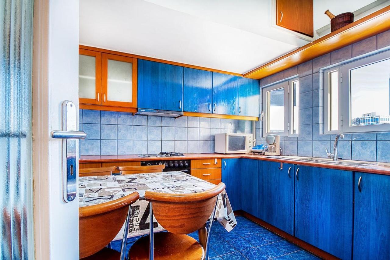 Spacious Flat Near Ampelokipoi Metro Station Athens Luaran gambar